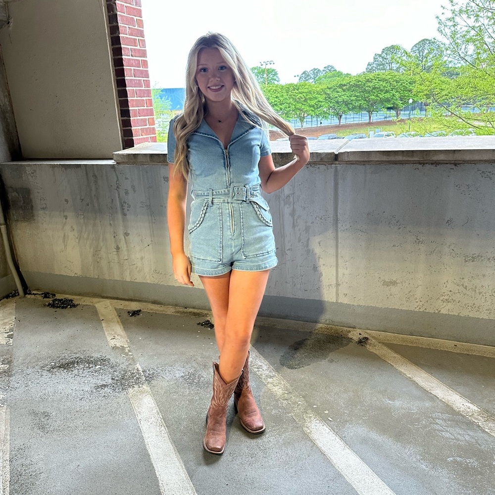 MUMU JEAN ROMPER!!